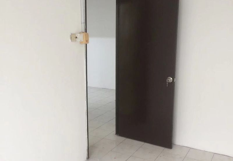 1st Floor 645sqft Pangsapuri Palma (Freehold) Bandar Country Homes