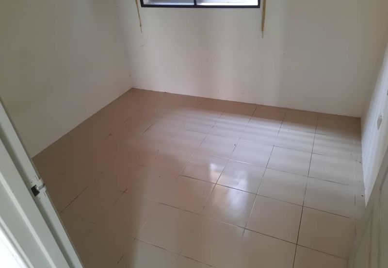 TAMAN CAHAYA KRISTAL