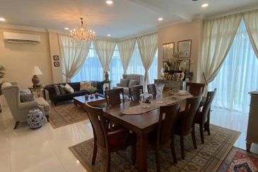 [FULLY FURNISHED] 3 Storey Bungalow @ Avenue 6 Lake Valley Cheras