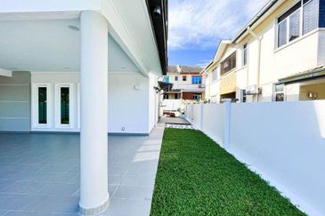 Full Renovated | Jelok Impian Kajang 2 storey Semi D House For Sale