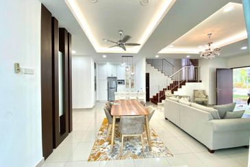 2 Storey Semi D Corner lot | Perdana Lakeview East Cyberjaya