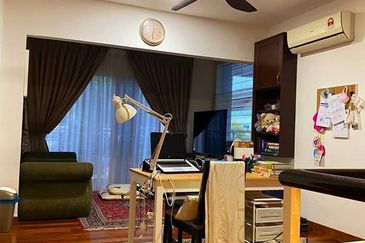 Perdana Lakeview East Cyberjaya 2.5 Storey Semi D