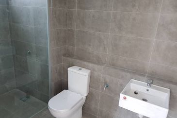 Cybersouth Casaview Terrace House 2 storey 20x70 For Sale