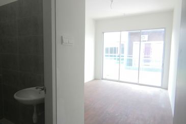 Cybersouth Casaview Terrace House 2 storey 20x70 For Sale