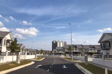 SALE | Terrace House Laurel Laman View Cyberjaya