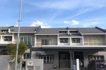 SALE | Terrace House Laurel Laman View Cyberjaya