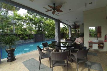 Fully Renovate | Bungalow Perdana Lakeview East Cyberjaya