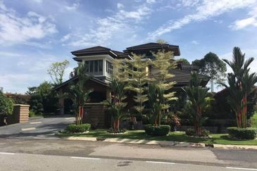 Fully Renovate | Bungalow Perdana Lakeview East Cyberjaya