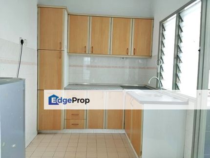 Kenanga Apartment Puchong Wawasan Near MRT, Selangor, Puchong