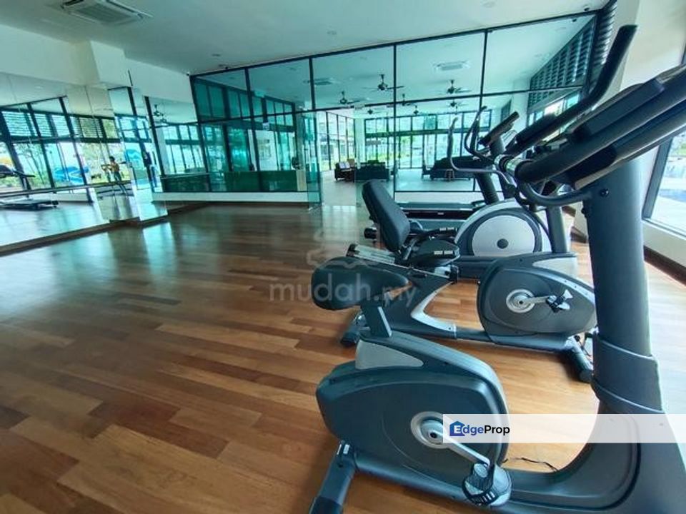 Hillcrest Height Condominium Puchong Utama, Selangor, Puchong
