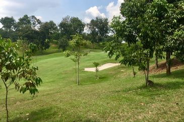 Direct Golf-course View | Saujana Impian Golf and Country Resort Bungalow Land