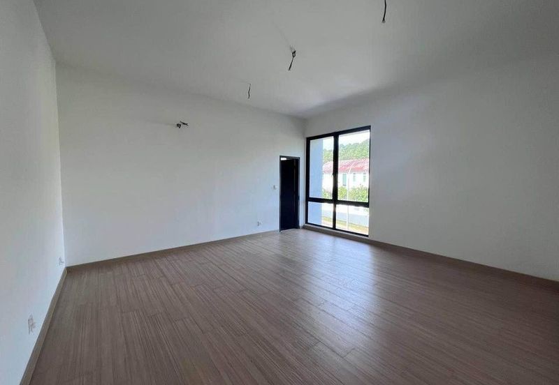 Under Valued | Perdana Height Shah Alam Semi D & Bungalow