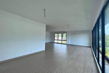 Under Valued | Perdana Height Shah Alam Semi D & Bungalow