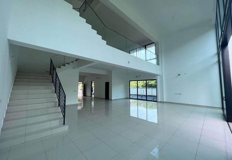 Under Valued | Perdana Height Shah Alam Semi D & Bungalow