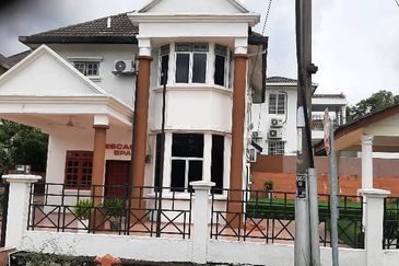 Seksyen 3, Bandar Country Homes