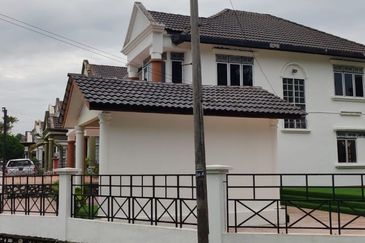 Seksyen 3, Bandar Country Homes