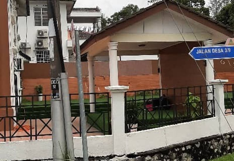 Seksyen 3, Bandar Country Homes