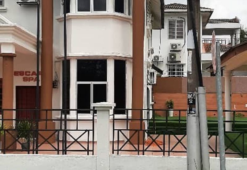 Seksyen 3, Bandar Country Homes