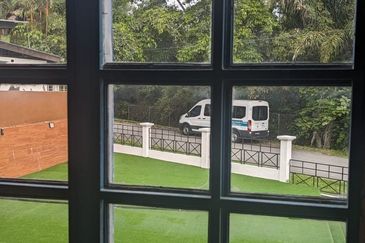 Seksyen 3, Bandar Country Homes