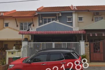 { Facing Padang ] Saujana Impian 18x55, 2 Storey Terrace House
