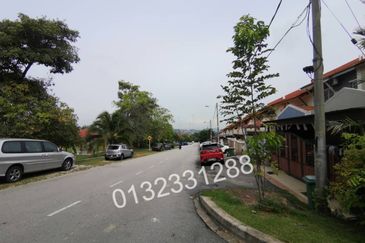 { Facing Padang ] Saujana Impian 18x55, 2 Storey Terrace House