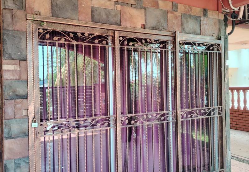 Seksyen 2, Bandar Country Homes