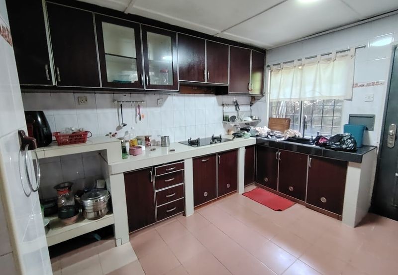 Seksyen 2, Bandar Country Homes