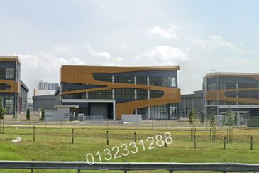 Detached Factory Next to Highway | XME Business Park, Nilai Impian