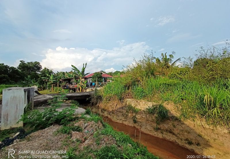 Desa Pinggiran Putra