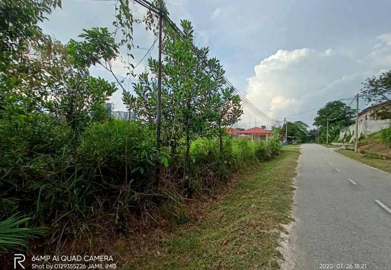 Desa Pinggiran Putra