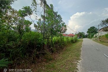 Desa Pinggiran Putra