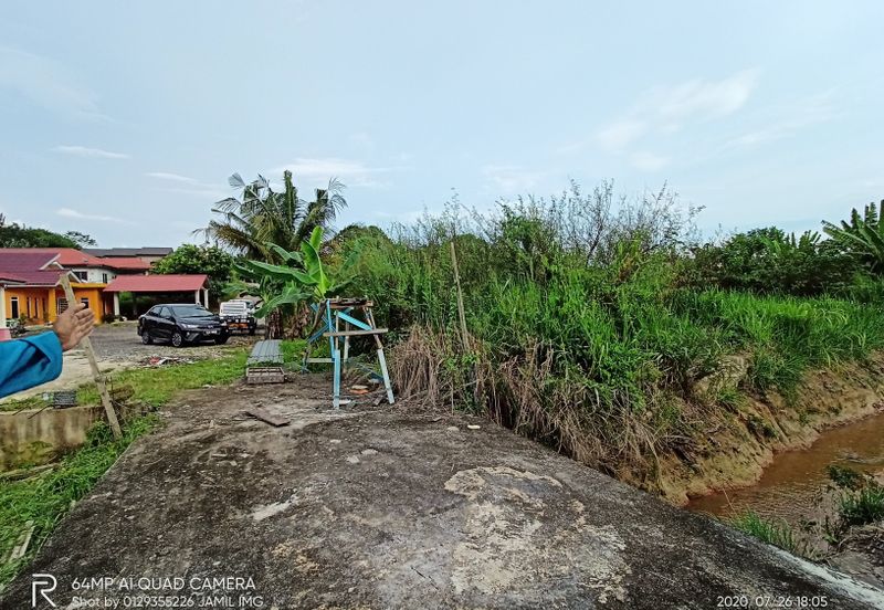 Desa Pinggiran Putra