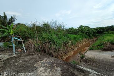 Desa Pinggiran Putra