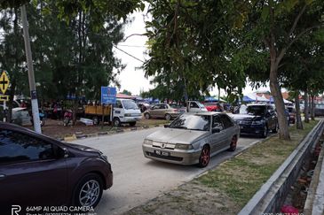 Kampung Sungai Sembilang