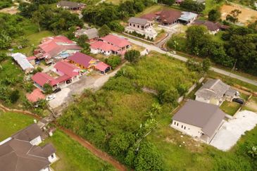 Desa Pinggiran Putra