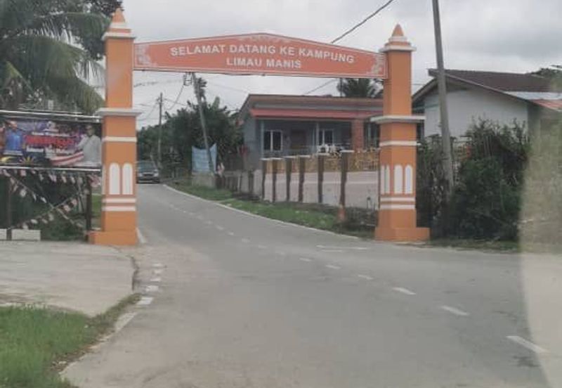 Kampung Limau Manis