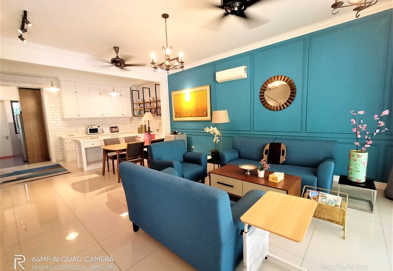 Lake Point Residence