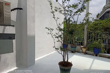 Lake Point Residence