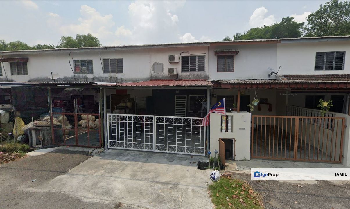 2-STOREY TERRACE INTERMEDIATE FACING OPEN FULLY BEAUTIFULLY RENOVATED INTERIOR, Selangor, Klang