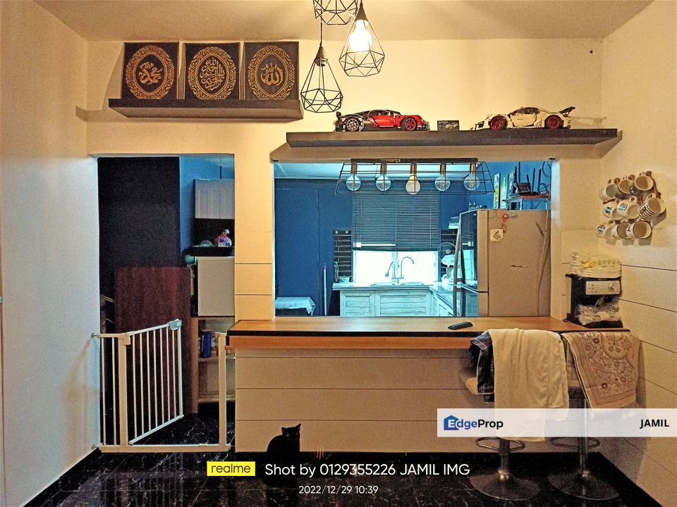 2-STOREY TERRACE INTERMEDIATE FACING OPEN FULLY BEAUTIFULLY RENOVATED INTERIOR, Selangor, Klang