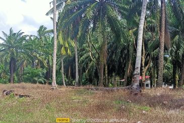 Pantai Remis @ Pengkalan Bharu