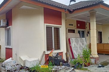 Kampung Tengah