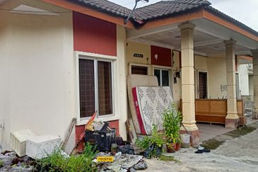Kampung Tengah