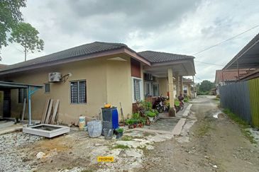 Kampung Tengah
