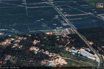 Pantai Remis @ Pengkalan Bharu