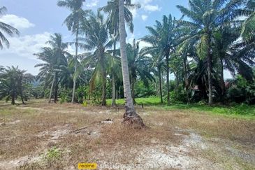 Pantai Remis @ Pengkalan Bharu