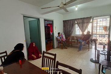 Alpha Arena, Taman Putra Perdana