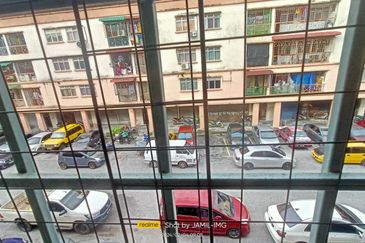 Alpha Arena, Taman Putra Perdana