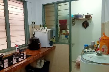 Alpha Arena, Taman Putra Perdana