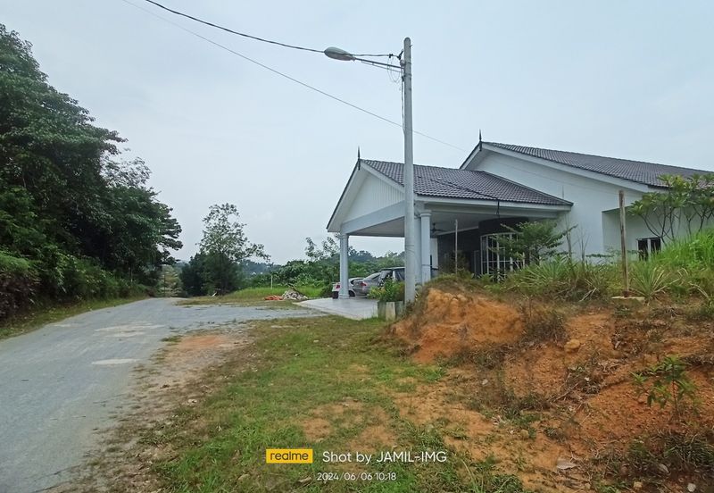 Kampung Sungai Merab